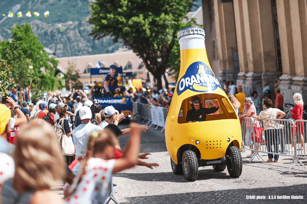 La caravane Orangina : Une opération de marketing rafraîchissante et audacieuse